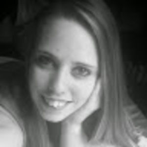 Meet your Posher, Leanna